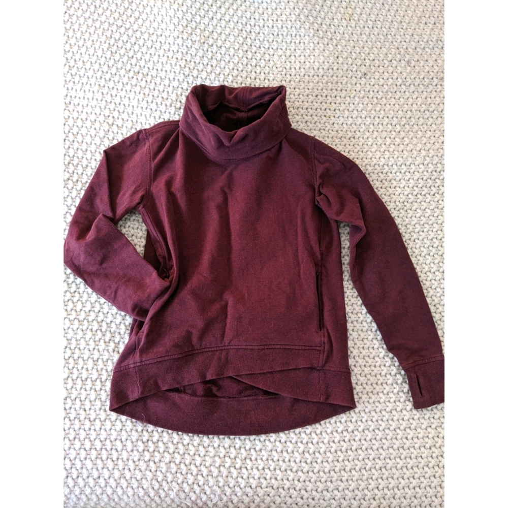 Lululemon pullover